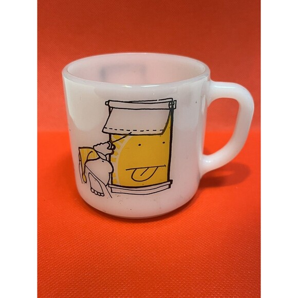Federal Glass Other - Ziggy Cartoon Sunrise Milk Glass Coffee Mug 1972 Federal Glass Tom Wilson